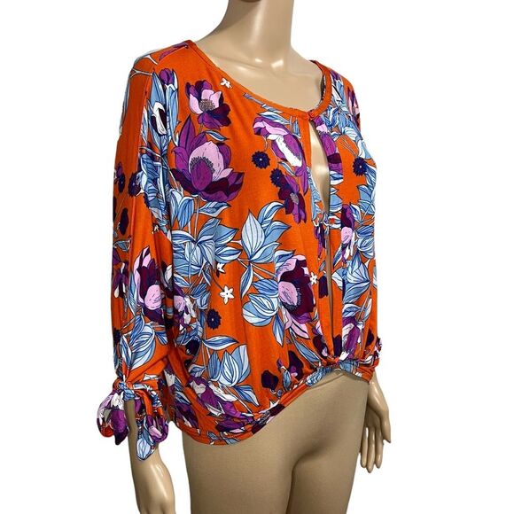 Free People Keepin' On Tee in Red Floral Size XS Boho Festival Keyhole - Picture 1 of 9